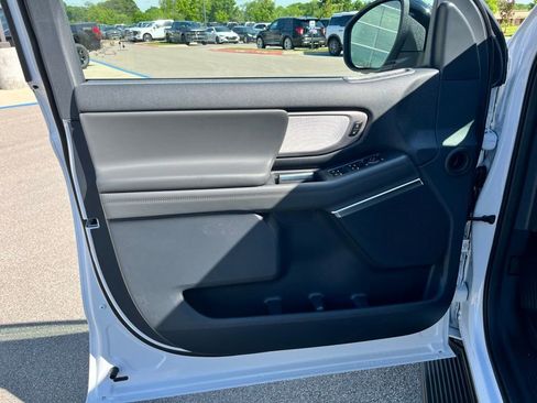 New 2026 Ford Expedition Active RWD image 11