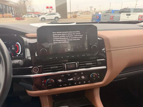 Certified 2024 Nissan Pathfinder Platinum w/ Cargo Package image 11