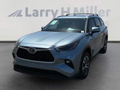 Used 2023 Toyota Highlander XLE