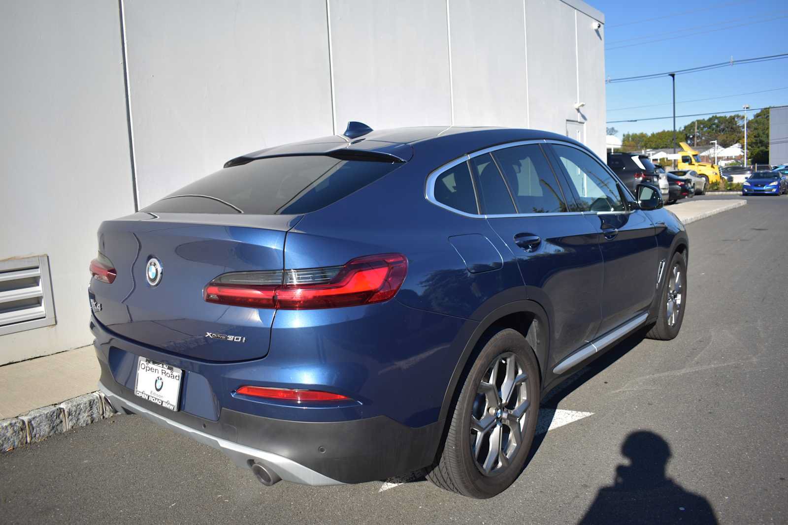 Used 2021 BMW X4 xDrive30i w/ Premium Package AWD/4WD image 5