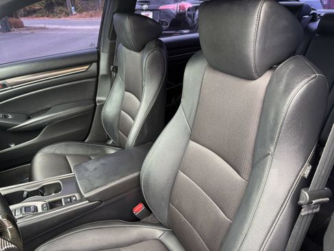 Used 2019 Honda Accord Sport image 13
