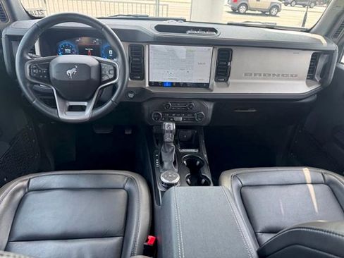 Used 2025 Ford Bronco Outer Banks AWD/4WD image 10