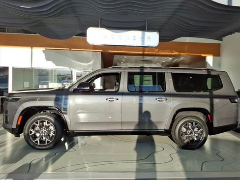 New 2026 Jeep Grand Wagoneer L Limited image 8