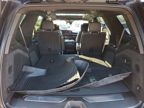 Used 2021 Cadillac Escalade Sport w/ Driver Assist Tech Package image 31