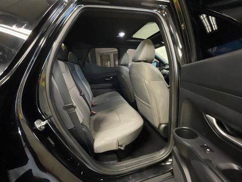 Used 2022 Hyundai Santa Cruz SEL Premium image 23