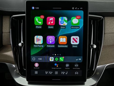 Used 2026 Volvo XC90 B6 Plus w/ Protection Package Premier image 17