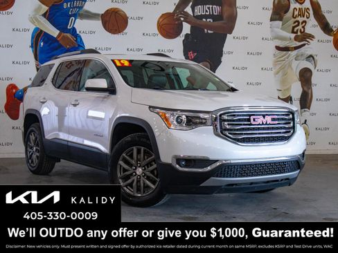Used 2019 GMC Acadia SLT image 1
