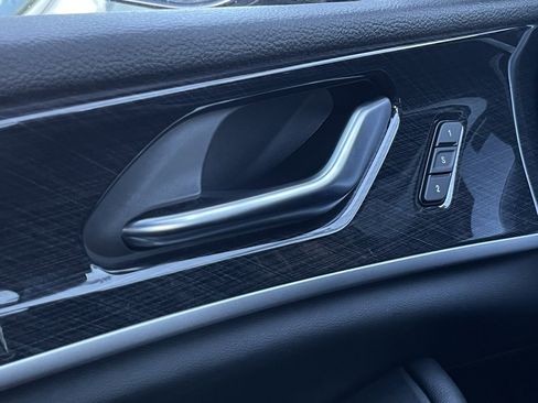 Used 2022 Jeep Grand Cherokee Trailhawk image 13