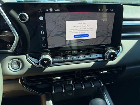 New 2025 GMC Canyon Elevation w/ Convenience Package image 18