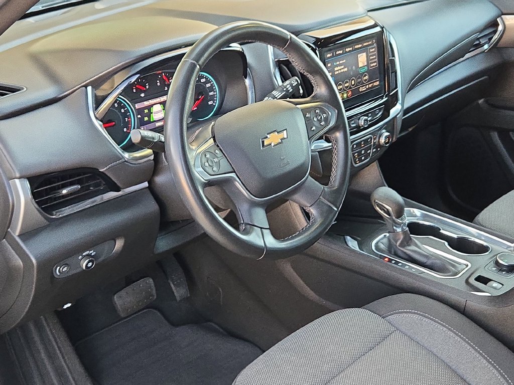 Used 2023 Chevrolet Traverse LT AWD/4WD image 10