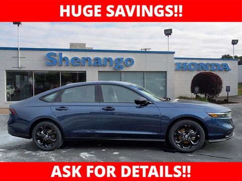 New 2025 Honda Accord SE image 2