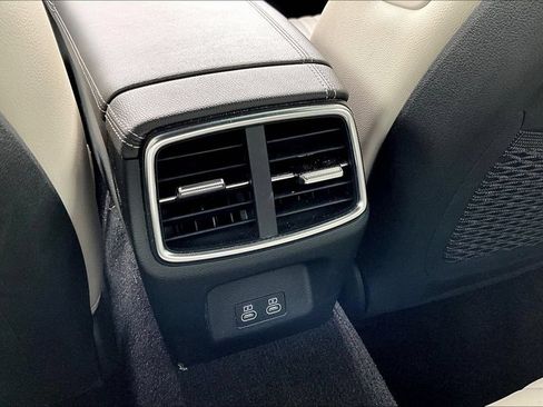 Used 2025 Genesis G70 2.5T w/ Sport Prestige Package RWD image 10