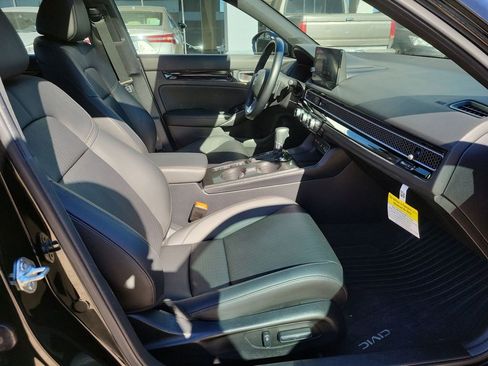 Used 2025 Honda Civic Sport Touring image 25