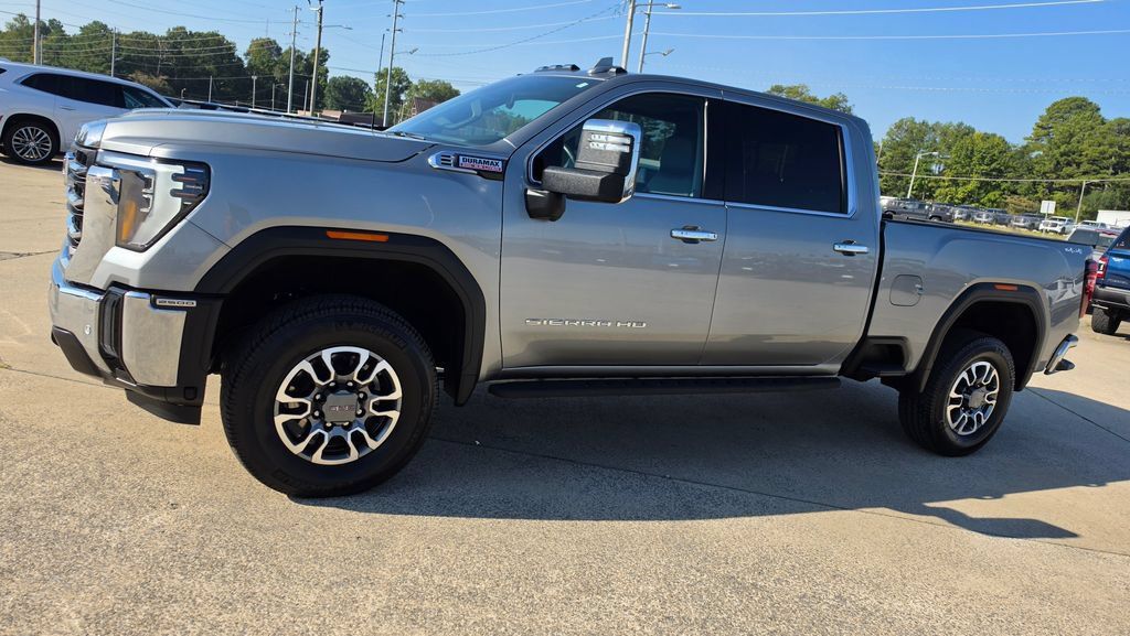 Used 2025 GMC Sierra 2500 SLT w/ SLT Convenience Package AWD/4WD image 3