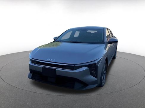 Used 2025 Kia K4 FWD image 7