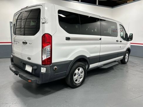 Used 2018 Ford Transit 350 XLT image 6