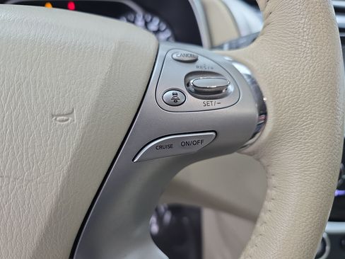 Used 2016 Nissan Murano Platinum w/ Platinum Technology Package AWD/4WD image 18