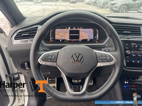 Used 2023 Volkswagen Tiguan SEL R-Line image 17