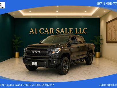 Used 2014 Toyota Tundra Limited w/ Limited Premium Package