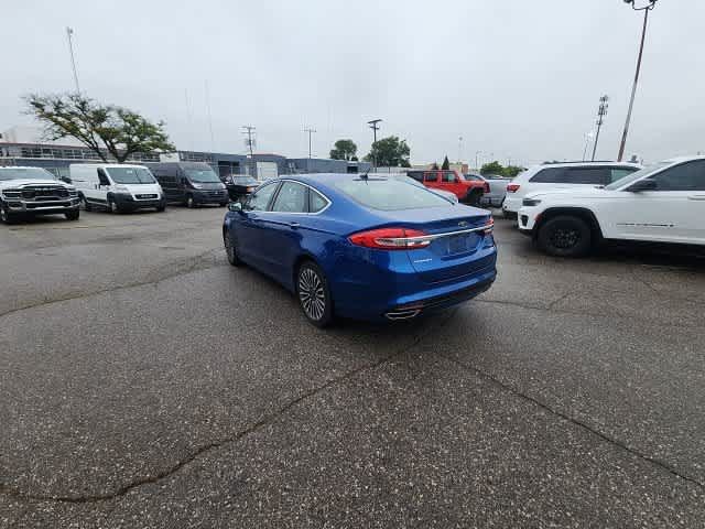 Used 2017 Ford Fusion SE w/ Fusion SE Technology Package AWD/4WD image 19