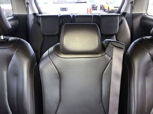 Used 2024 Kia Carnival SX FWD image 23