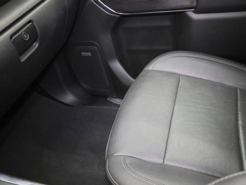 Used 2021 Chevrolet Silverado 1500 LTZ w/ LTZ Premium Package image 14