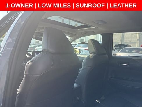 Used 2024 Toyota Corolla Cross XLE w/ Convenience Package AWD/4WD image 15