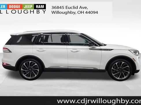 Used 2021 Lincoln Aviator Reserve w/ Equipment Group 202A AWD/4WD image 4