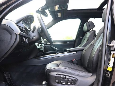 Used 2015 BMW X5 xDrive50i AWD/4WD image 14
