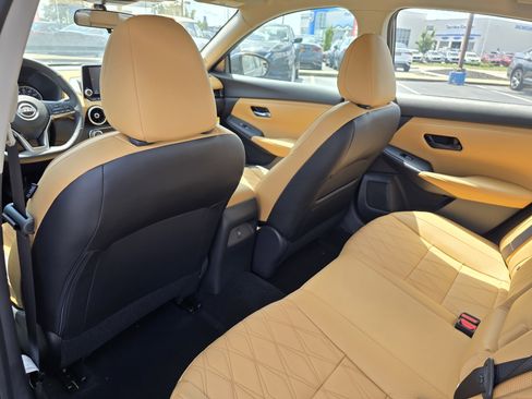 Used 2025 Nissan Sentra SV w/ SV Premium Package FWD image 13