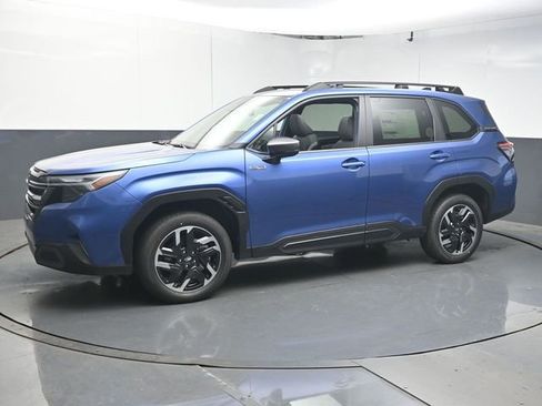 New 2026 Subaru Forester Touring AWD/4WD image 4