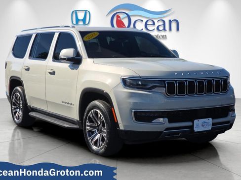 Used 2022 Jeep Wagoneer Series III w/ Convenience Group I AWD/4WD image 1