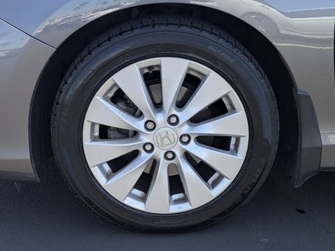 Used 2015 Honda Accord EX-L image 24