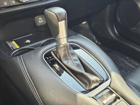 Used 2025 Honda HR-V EX-L image 28