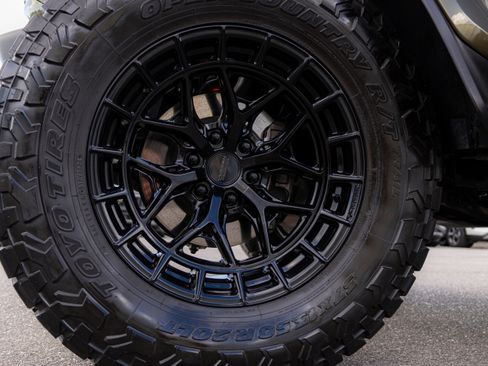 Used 2024 Ford Bronco Raptor image 30