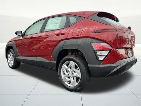 New 2026 Hyundai Kona SE image 3