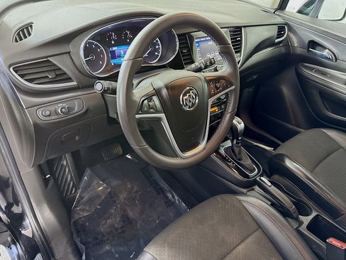 Used 2022 Buick Encore Preferred w/ Safety Package FWD image 21