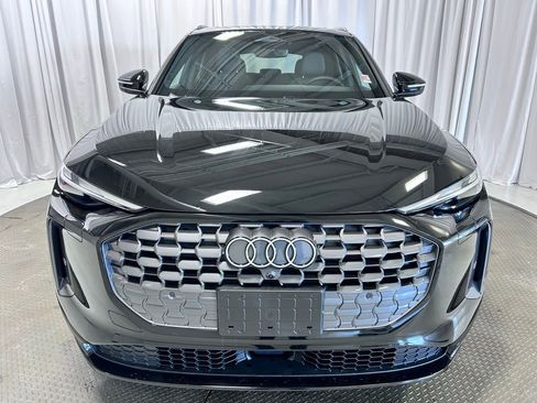 Used 2025 Audi Q5 2.0T Premium w/ Convenience Package image 24