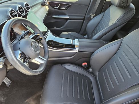 Certified 2025 Mercedes-Benz GLC 300 4MATIC image 13