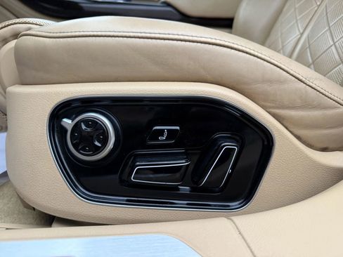 Used 2017 Audi A8 L 4.0T image 21