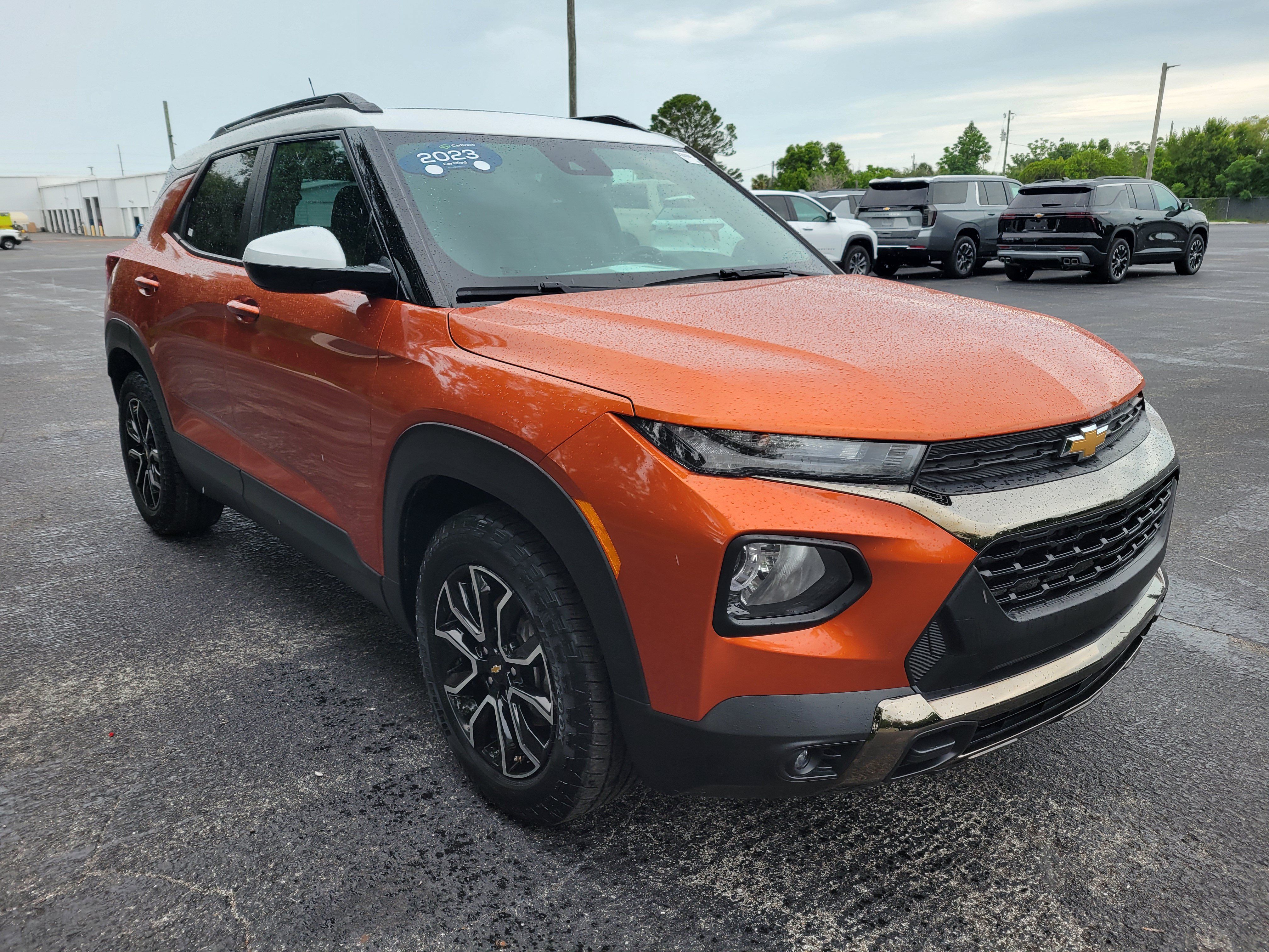 Certified 2023 Chevrolet TrailBlazer ACTIV w/ Sun and Liftgate Package FWD image 3