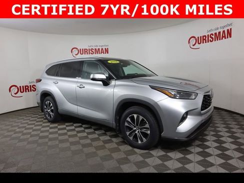 Used 2022 Toyota Highlander XLE image 9