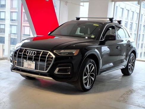 Used 2021 Audi Q5 Premium Plus w/ Premium Plus Package AWD/4WD image 1