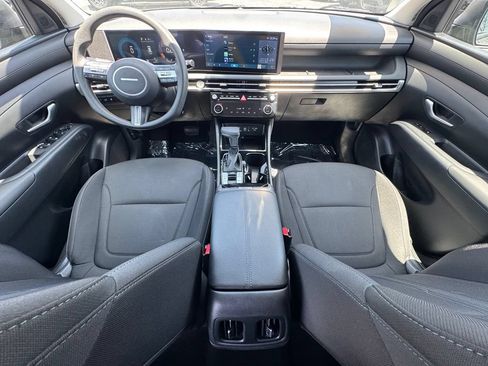 Used 2025 Hyundai Tucson SEL FWD image 28