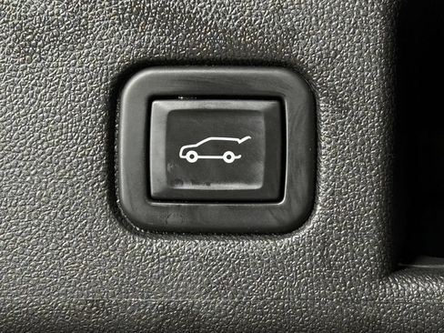 Used 2020 Chevrolet Equinox LT AWD/4WD image 17