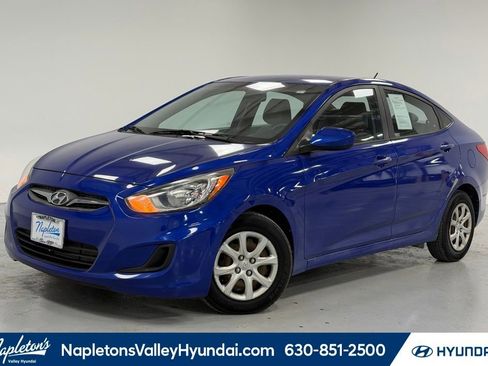 Used 2013 Hyundai Accent GLS image 1