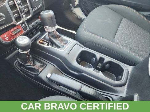 Used 2021 Jeep Gladiator Mojave AWD/4WD image 34