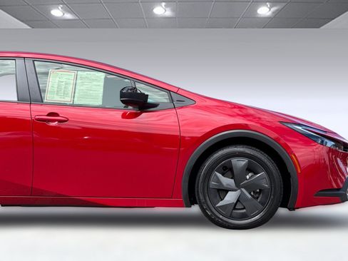 Certified 2024 Toyota Prius Prime FWD image 33