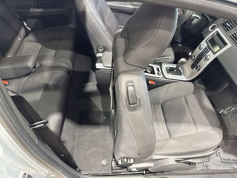 Used 2013 Volvo C30 FWD image 74