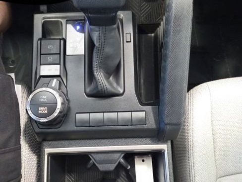 Used 2025 Toyota 4Runner SR5 AWD/4WD image 25